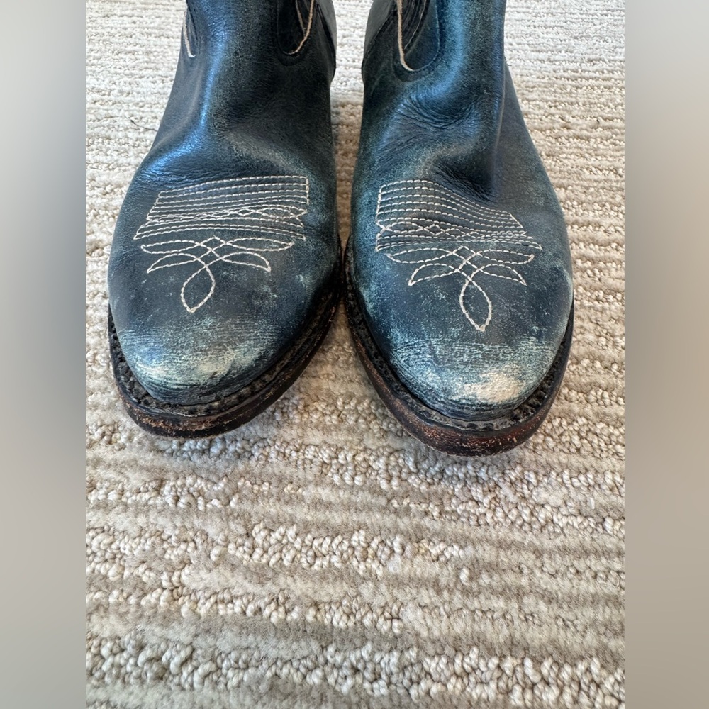Golden Goose Boots - Picture 9 of 11